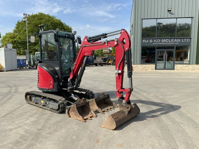 Yanmar Vio 27-6 Digger (ST23109)