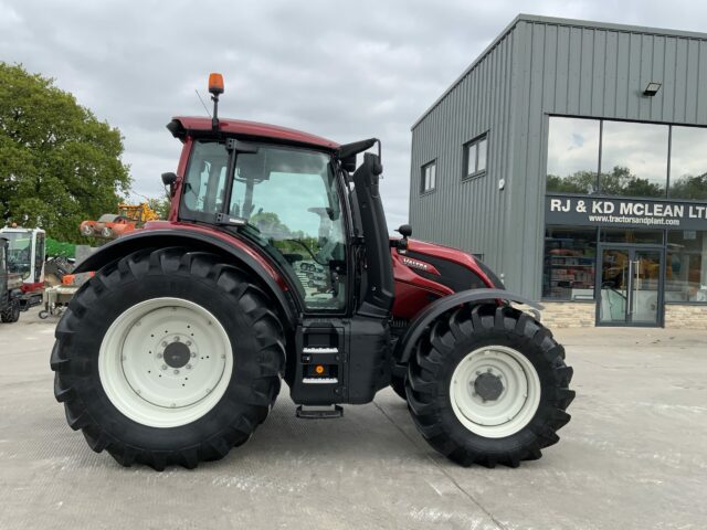 Valtra N174 Active Tractor (ST22969)