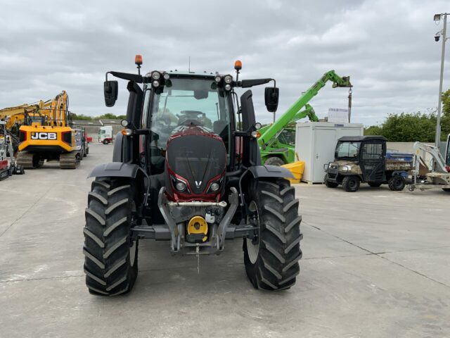 Valtra N174 Active Tractor (ST22969)