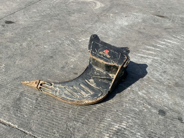 Rototilt S45 Ripper Tooth