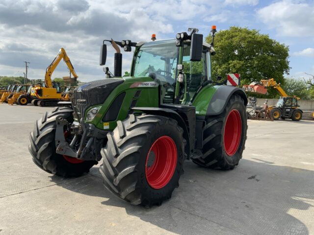 Fendt 724 Profi Plus Tractor (ST22008)
