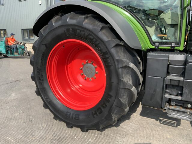 Fendt 724 Profi Plus Tractor (ST22008)