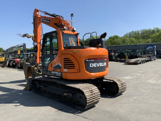 Develon DX140LCR-7 Digger (ST23384)