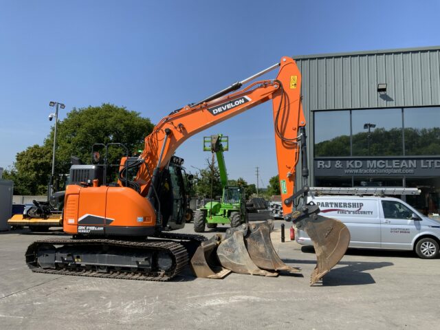 Develon DX140LCR-7 Digger (ST23384)