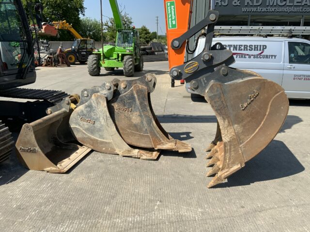 Develon DX140LCR-7 Digger (ST23384)
