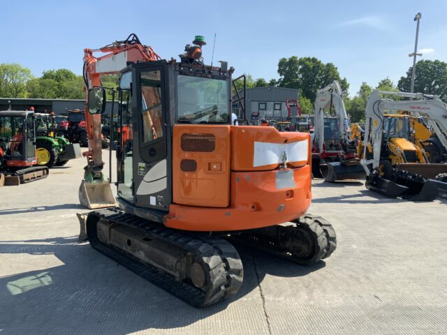 Hitachi ZX85 USB-5A Digger (ST23302)