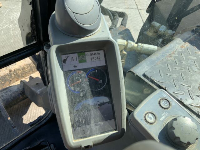 Hitachi ZX85 USB-5A Digger (ST23302)