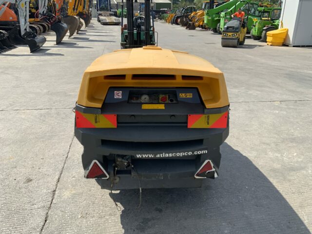 Atlas Copco XAS 67 Compressor (ST23402)