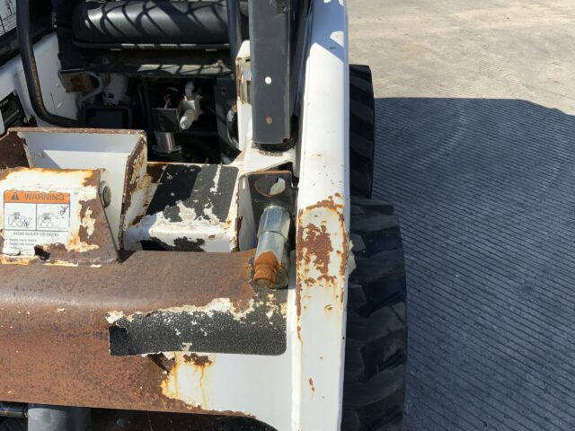 Bobcat S70 Mini Wheeled Skid Steer (ST21903)