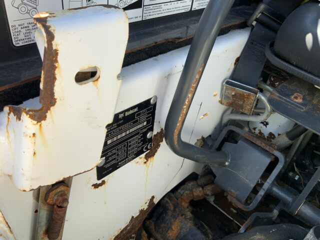 Bobcat S70 Mini Wheeled Skid Steer (ST21903)