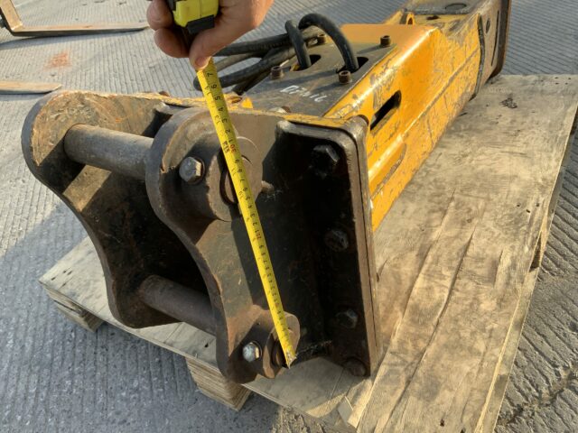 Breaker To Suit 8 Tonne Excavator