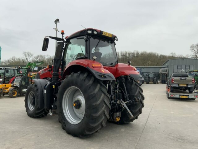 Case Magnum 310 Tractor (ST18497)
