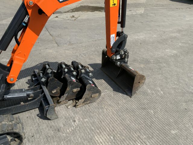 Develon DX10Z Micro Digger (ST23362)