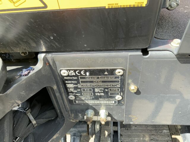 Develon DX10Z Micro Digger (ST23362)