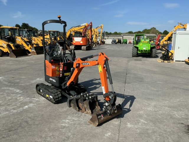 Develon DX10Z Micro Digger (ST23363)
