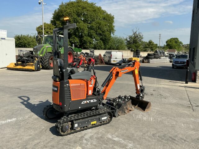 Develon DX10Z Micro Digger (ST23363)