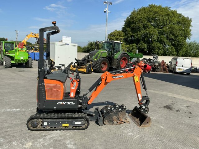 Develon DX10Z Micro Digger (ST23363)