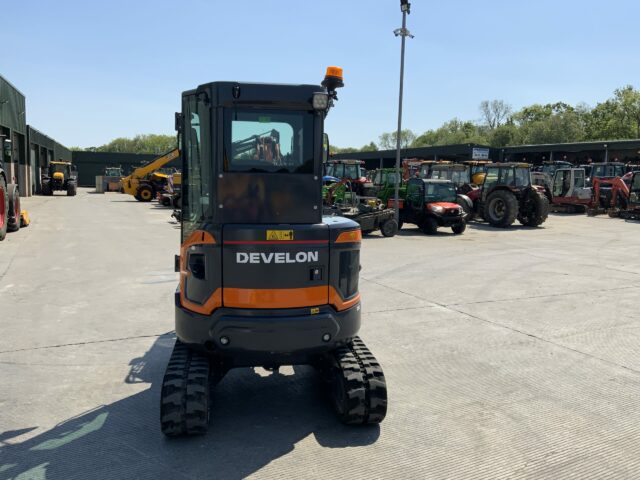 Doosan DX27Z-7 Digger (ST23332)