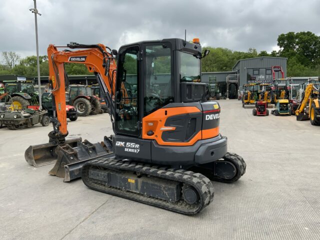 Doosan DX55R-7 Digger (ST23334)