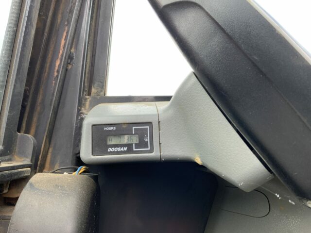 Doosan DX85R-3 Digger (ST23371)