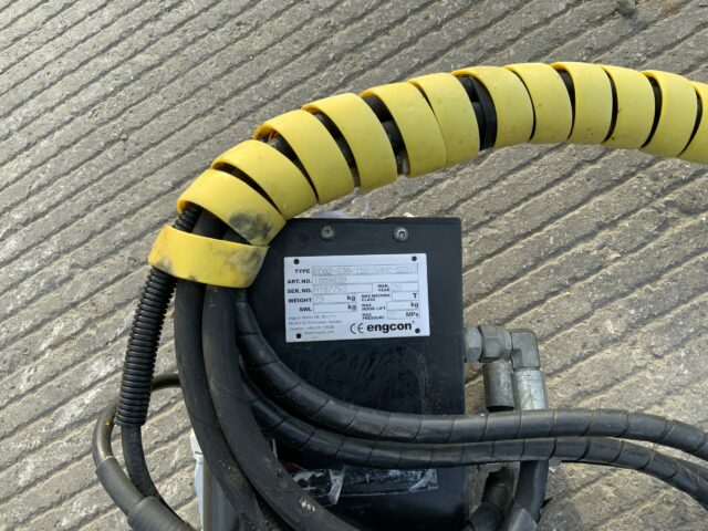Engcon EC02-S30/150 Rotating Quick Hitch