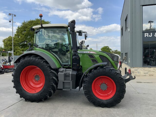 Fendt 516 Power Tractor (ST22632)
