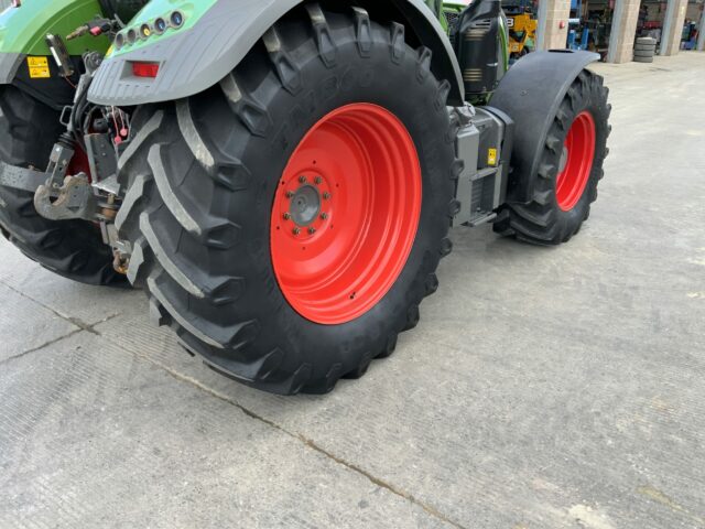 Fendt 516 Power Tractor (ST22632)