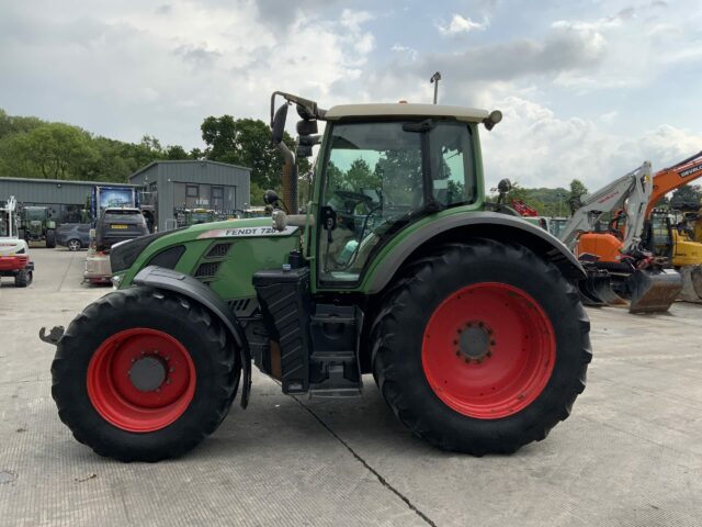 Fendt 720 Profi Plus Tractor (ST23132)