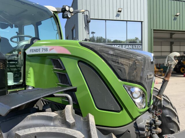 Fendt 718 Profi Plus Tractor (ST23135)