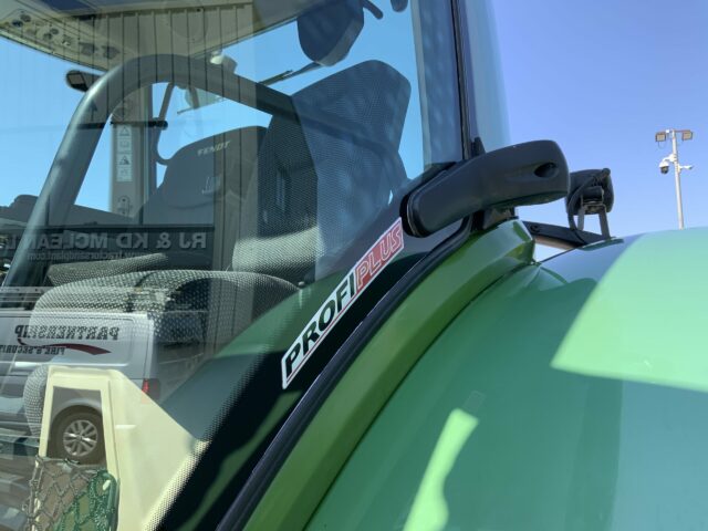 Fendt 718 Profi Plus Tractor (ST23135)