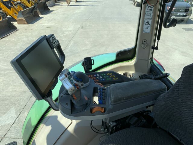 Fendt 718 Profi Plus Tractor (ST23135)