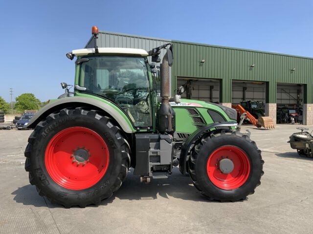 Fendt 720 Profi Plus Tractor (ST22971)