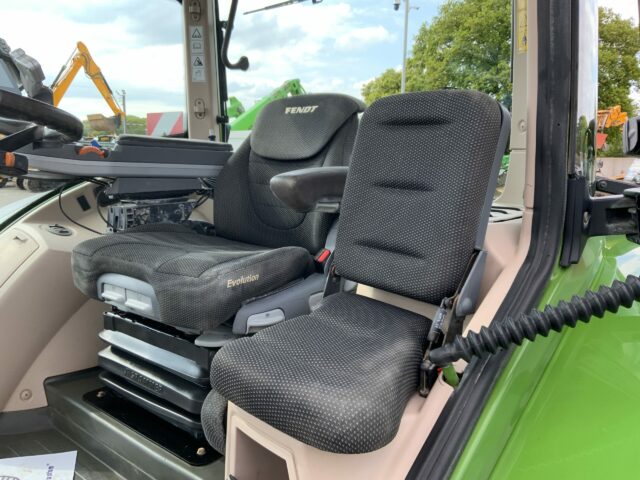 Fendt 724 Profi Plus Tractor (ST22008)