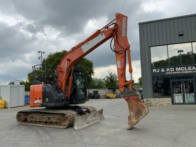 Hitachi Zaxis 135 US-6 Digger (ST23300)