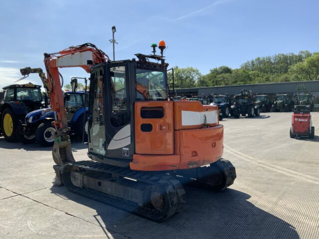 Hitachi Zaxis 85 USB - 5A Digger (ST23301)