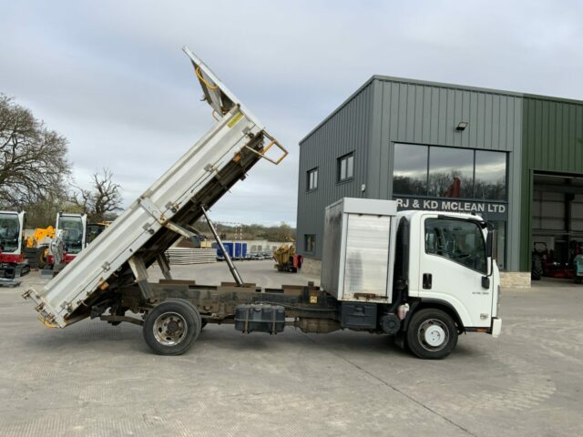 Isuzu N75.190 Tipper Lorry (ST22786)