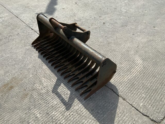 JB Equipment 5ft Grading Rake