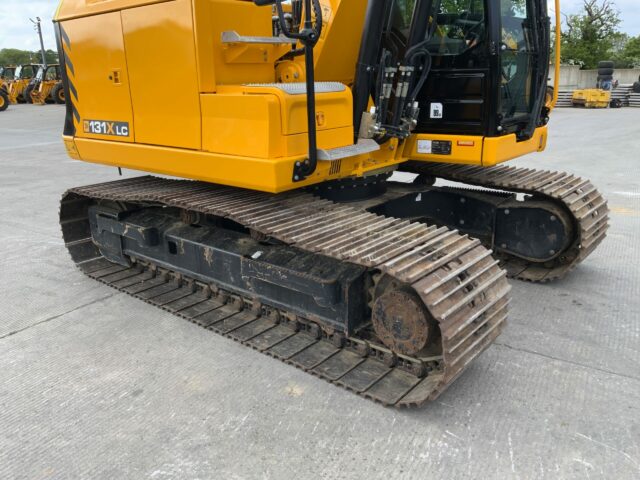 JCB 131X LC Digger (ST23102)