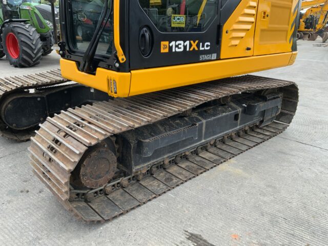 JCB 131X LC Digger (ST23102)