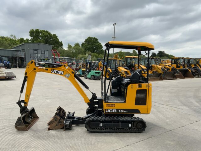 JCB 16C-1 Digger (ST23335)