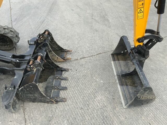JCB 18Z-1 Digger (ST23336)