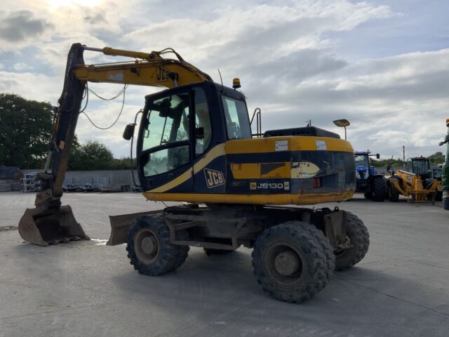 JCB JS130W Digger (ST23289)