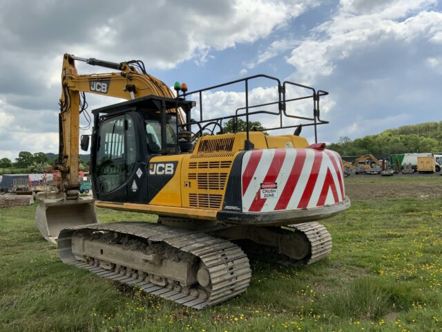 JCB JS260 XD Digger (ST22562)