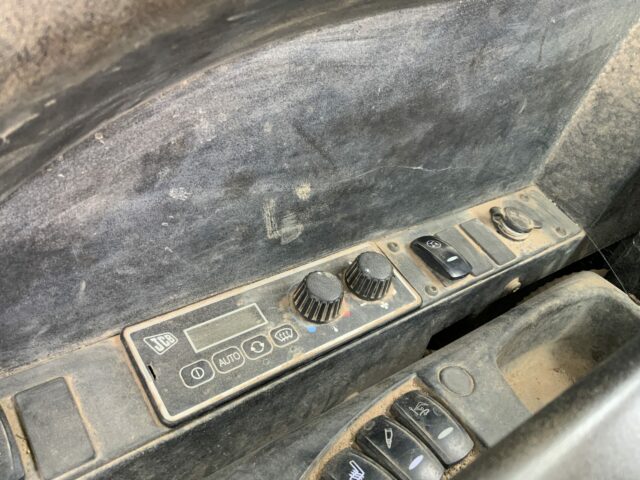 JCB JS260 XD Digger (ST22562)