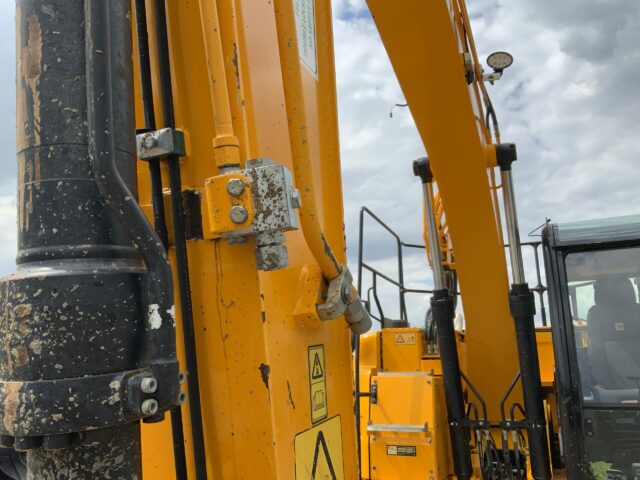 JCB JZ141LC Digger (ST23188)