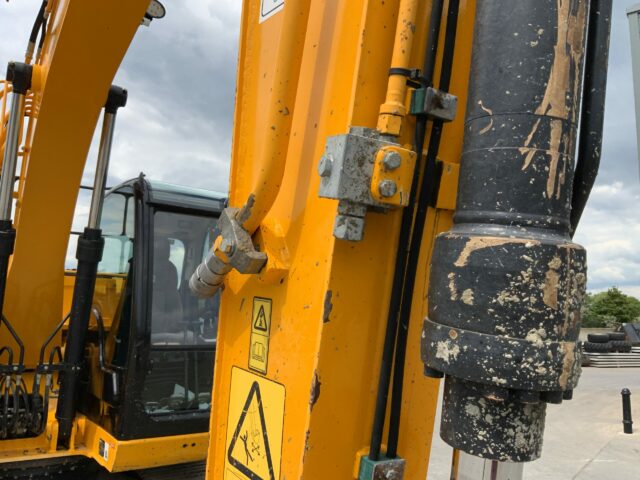 JCB JZ141LC Digger (ST23188)