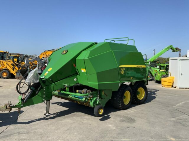 John Deere 1424H Baler (ST23218)