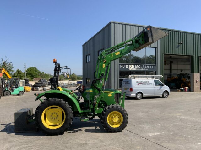 John Deere 5050E Compact Tractor (ST23330)