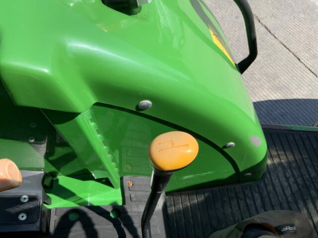 John Deere 5050E Compact Tractor (ST23330)