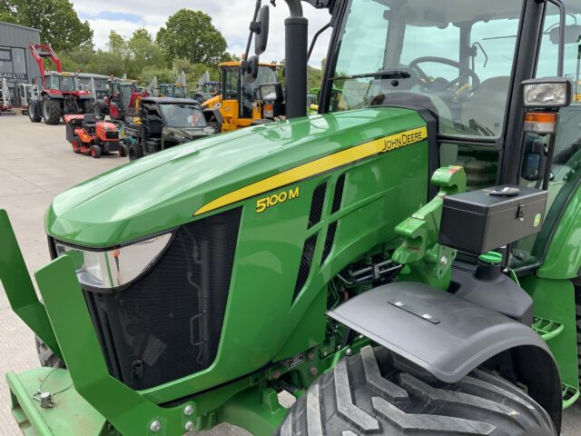John Deere 5100M Tractor (ST23047)